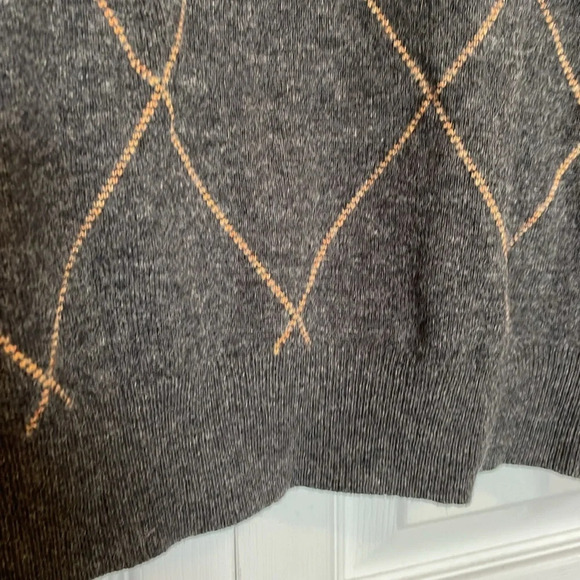 Men's Donald Ross 100% Lambs Wool Pull Over 1/4 Zip Sweater Gray w/ tan argyle - Picture 7 of 10